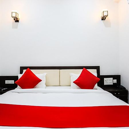 Oyo Hotel New Geetanjali Near Gautam Buddha Park Lucknow Eksteriør billede