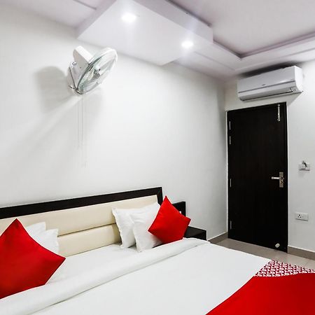 Oyo Hotel New Geetanjali Near Gautam Buddha Park Lucknow Eksteriør billede